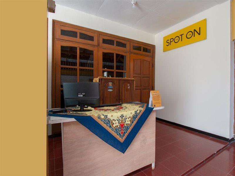 Hotel Spot On 3218 Bee Palm Family Syariah Malang Zewnętrze zdjęcie