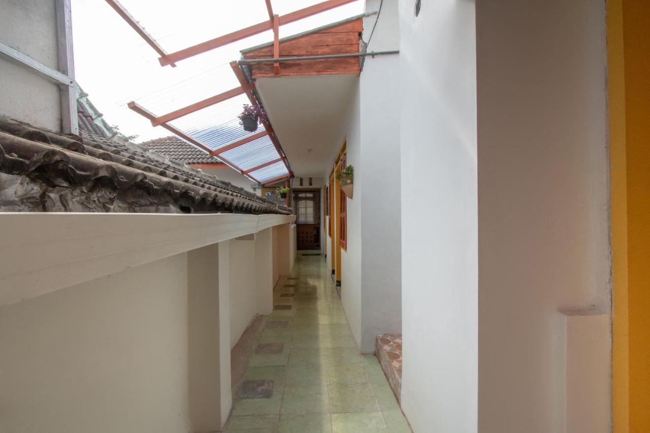 Hotel Spot On 3218 Bee Palm Family Syariah Malang Zewnętrze zdjęcie